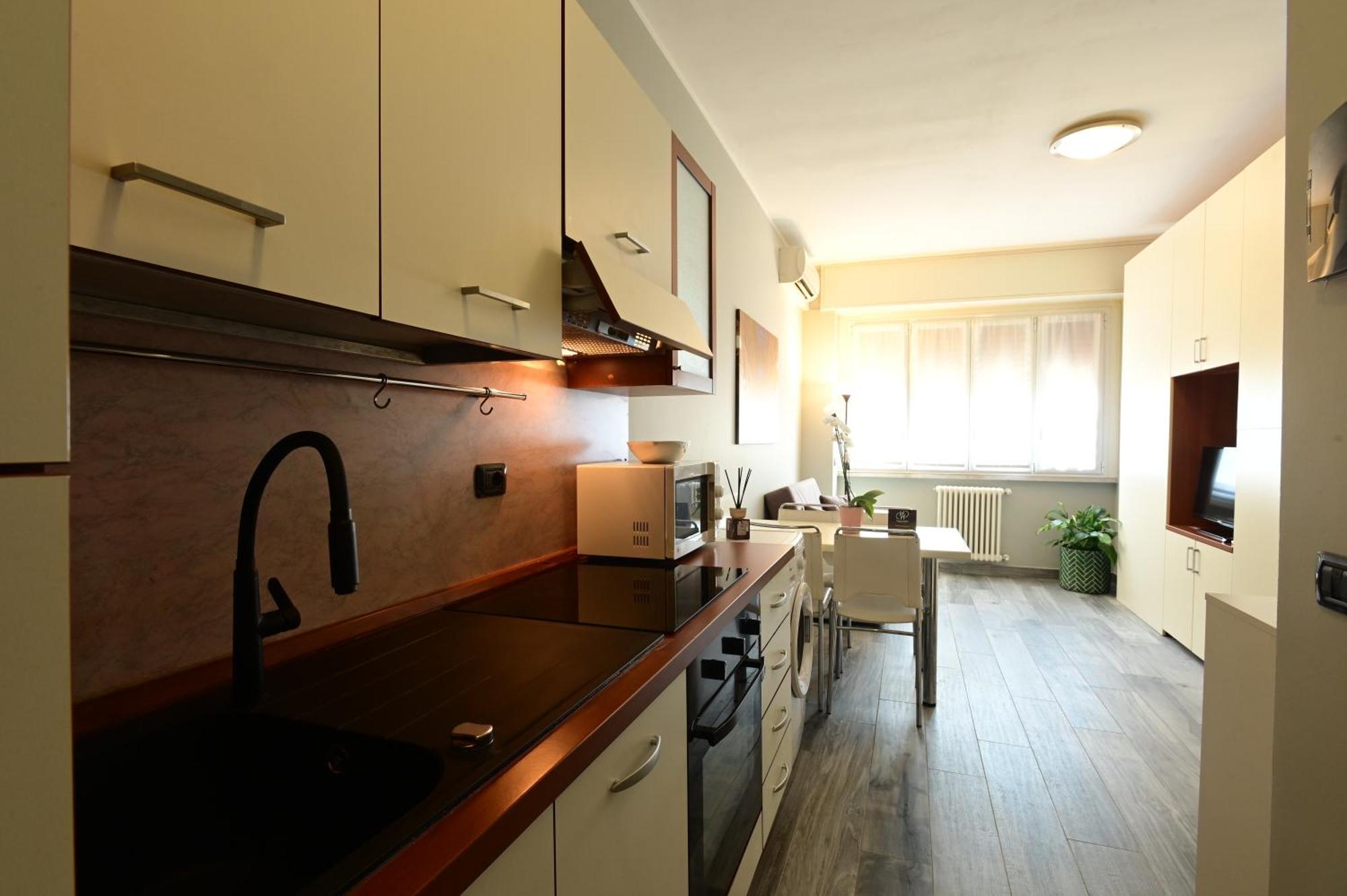 Holiday Homes Aparthotel Milano — Foto 1